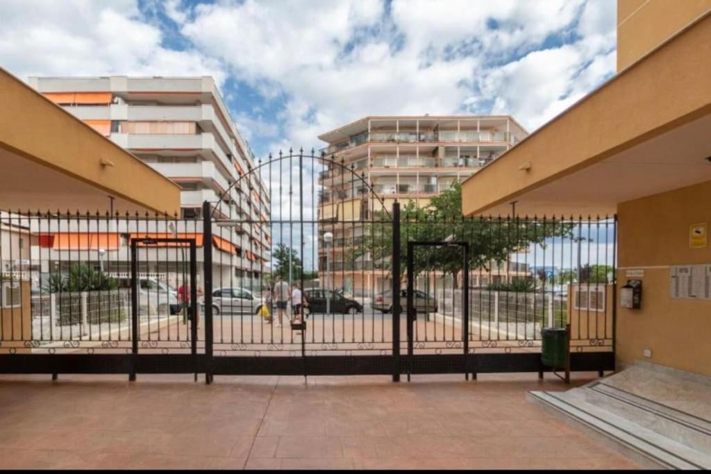 Apartament Aquario Rr18 La Pineda Zewnętrze zdjęcie